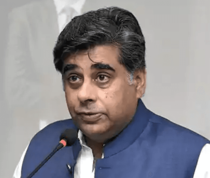 Commerce minister to address status of SEZs in Karachi