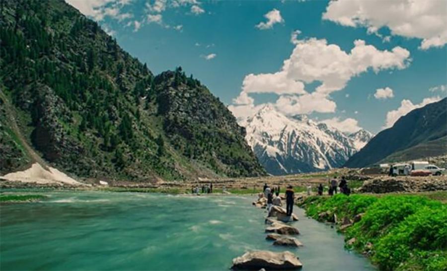 رواں سال 1 کروڑ 69 لاکھ، 88 ہزار 946 سیاحوں نے خیبرپختونخوا کے سیاحتی مقامات کا رخ کیا، رپورٹ