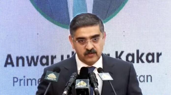 پولیو کے قطرے پلانے کو غیر شرعی سمجھنے والے  بدقسمت ہیں، نگران وزیر اعظم
