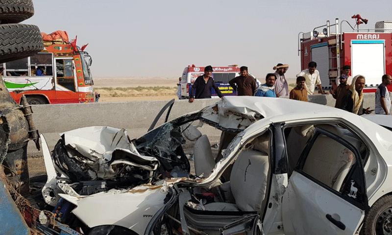 بلوچستان میں خوفناک ٹریفک حادثہ ،4افراد جاں بحق