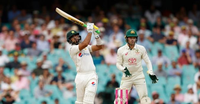 Aamir Jamal's terrific counterpunch lifts Pakistan to 313