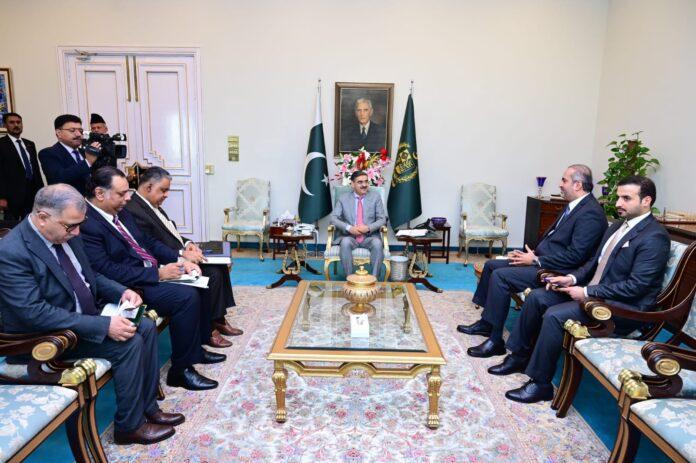نگران وزیر اعظم سے پاکستان میں قطر کے سفیر کی ملاقات