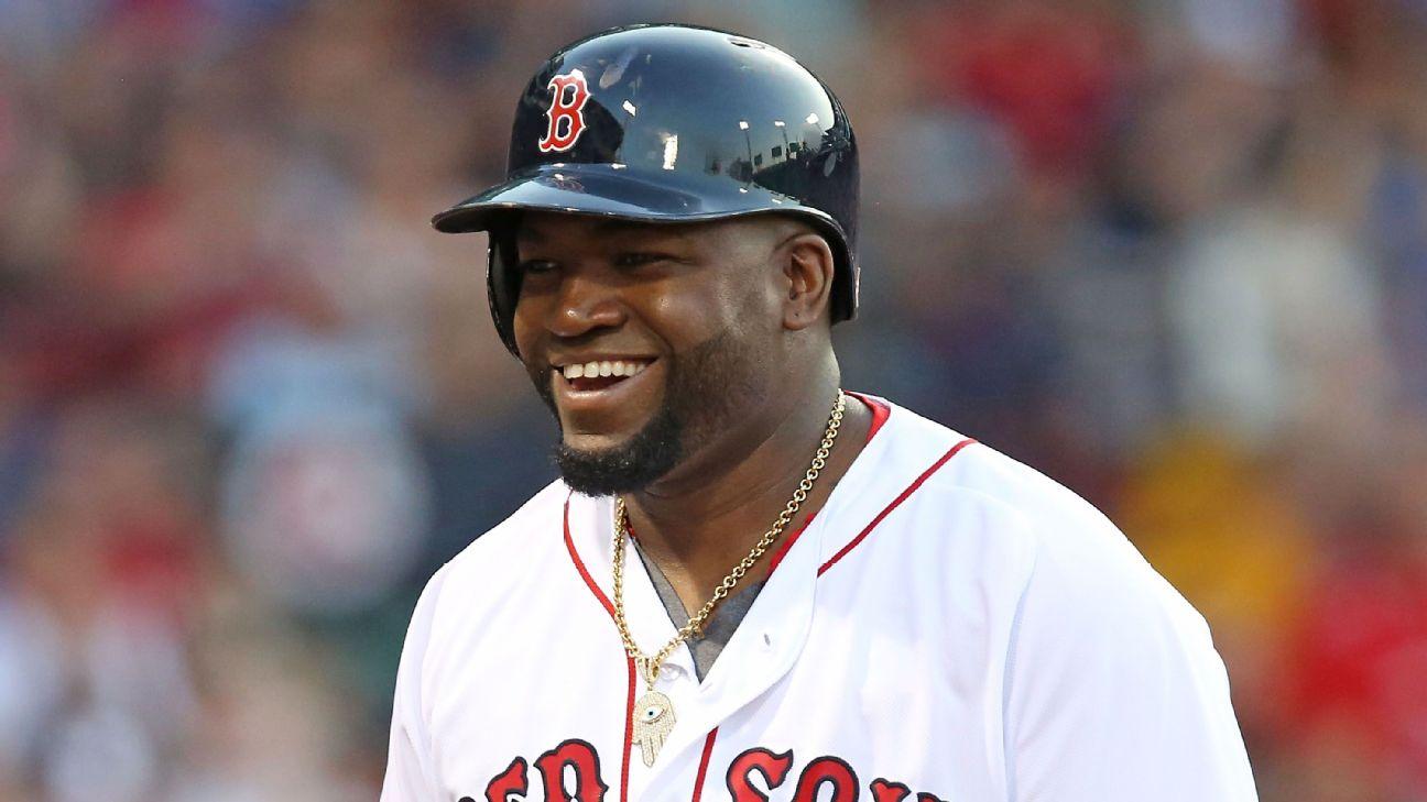 Red Sox legend David Ortiz comically misses gender reveal pitch