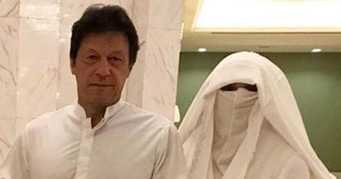 عمران خان نے پارٹی چیئرمین شپ سے ہٹانے کا فیصلہ چیلنج کر دیا