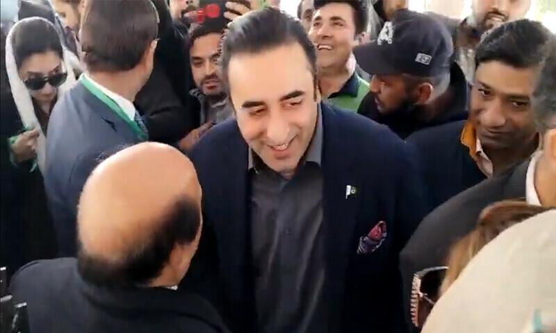بلاول بھٹو کی لطیف کھوسہ پر نعرے بازی