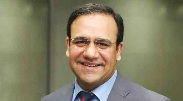 فری لانسرز کیلئے 10 ہزار ای روزگارسینٹرز کے قیام کا فیصلہ