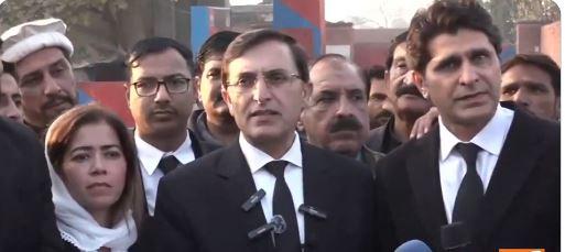 سپریم کورٹ کے فیصلے کے باوجود الیکشن کا بائیکاٹ نہیں کریں گے، بیرسٹر گوہر