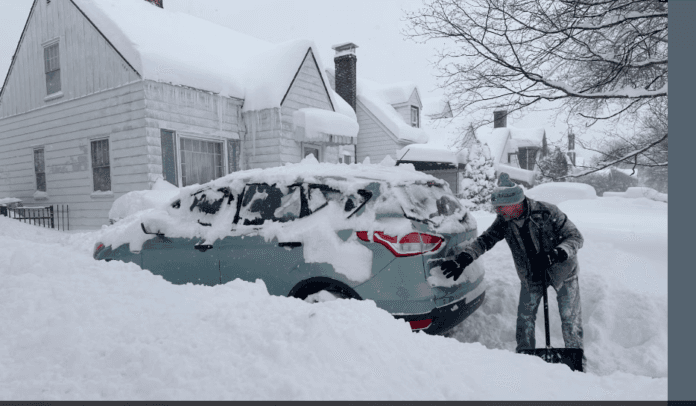 امریکا میں برف باری اور سردی سے  ہلاکتوں کی تعداد 45 ہو گئی