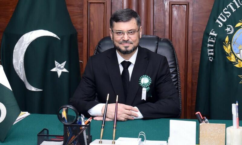 احتساب عدالت کے جج محمد بشیر نے اپنی ریٹائرمنٹ تک چھٹیوں کے لیے خط لکھ دیا