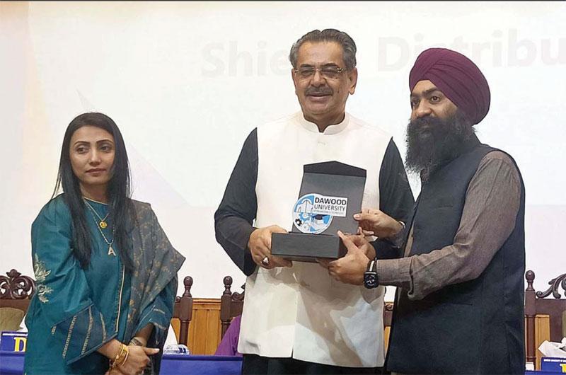 مذہب  قتل و غارت نہیں سکھاتا بلکہ محبت اور امن کا درس دیتا ہے ،وزیر برائے مذہبی امو