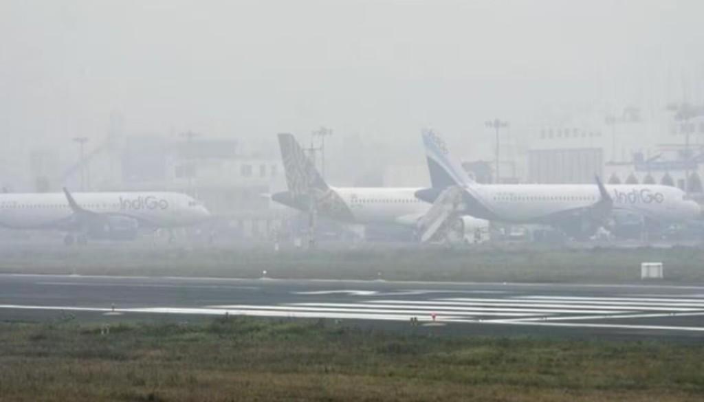 Dense fog disrupts 28 flights today