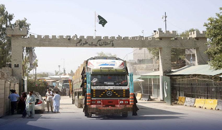 Pak-Afghan Torkham border re-opens for trade activities