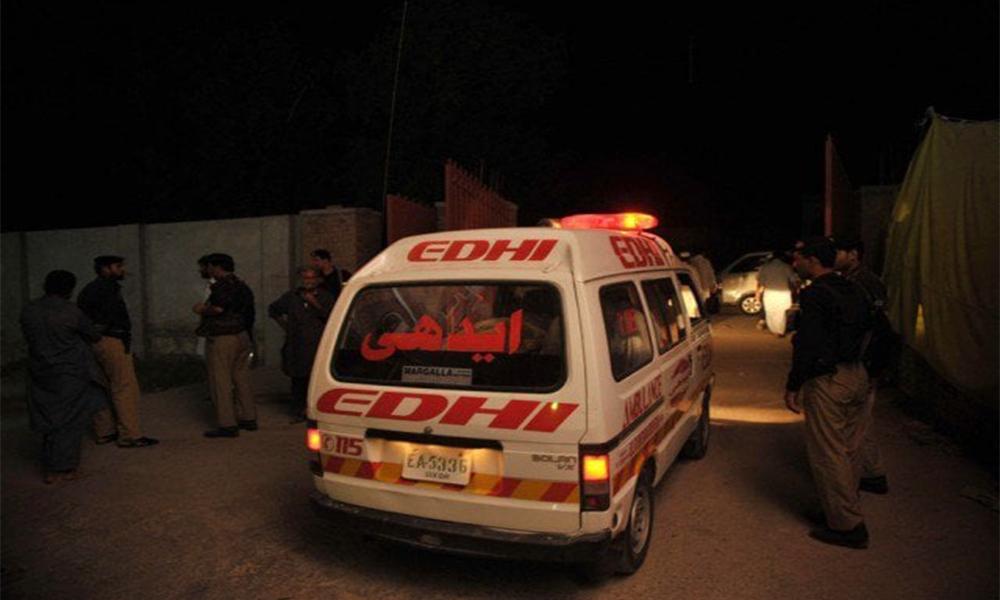 Govt official killed in vehicle firing in Peshawar