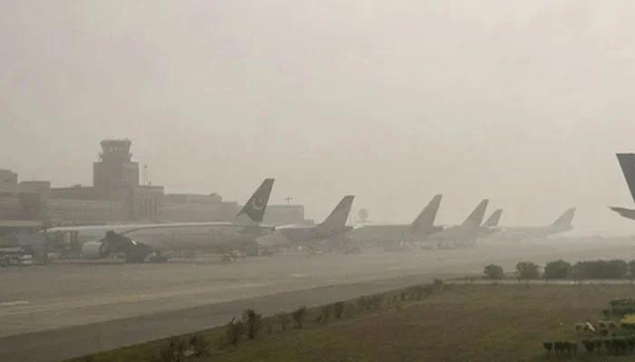 Fog: 24 flights canceled, four diverted to alternate airports