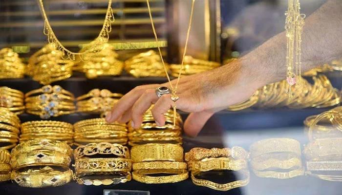 Gold price increases by RS1500 per tola in Pakistan