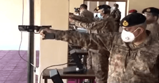 پاک فوج کے شوٹنگ مقابلے،آرمی چیف نے بھی نشانہ بازی کی