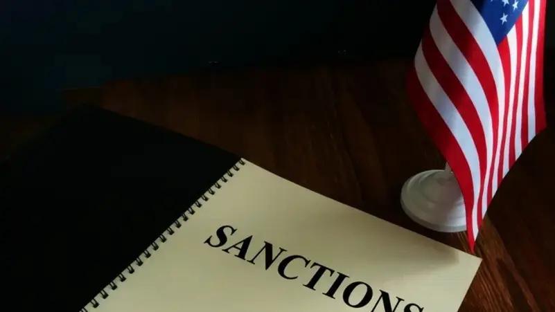 امریکہ نے ایرانی پاسداران اور حزب اللہ سے جڑی کمپنیوں پر پابندیاں لگا دیں