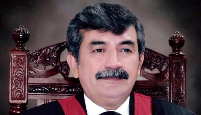 لاہور ہائیکورٹ کے جسٹس شاہد جمیل خان نے اپنے عہدے  سے  استعفیٰ دے دیا