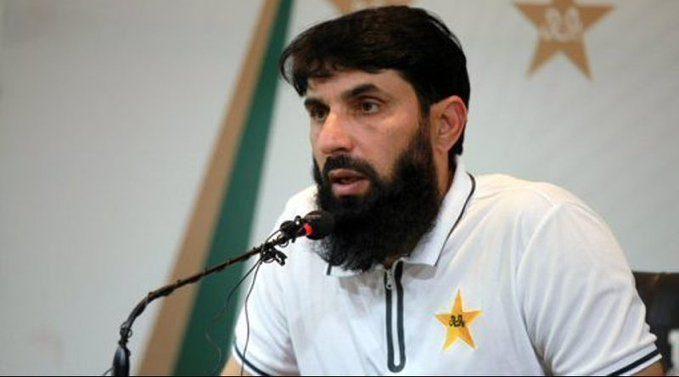ایمرجنگ پلیئرز کو ٹاپ پلیئرز کے ساتھ وقت گزارنے اور ایکسپوزر ملنے سے کافی فائدہ ہوتا ہے، مصباح الحق