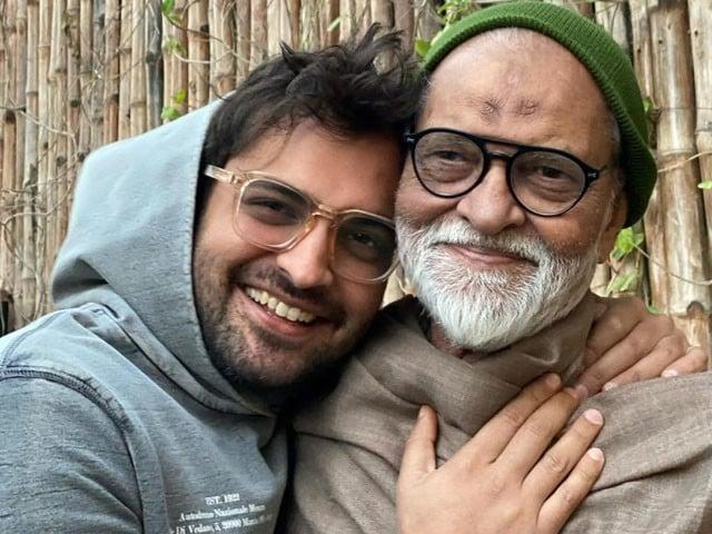 پاکستان ڈرامہ انڈسٹری کے معروف اداکار اسد صدیقی کے والد انتقال کرگئے