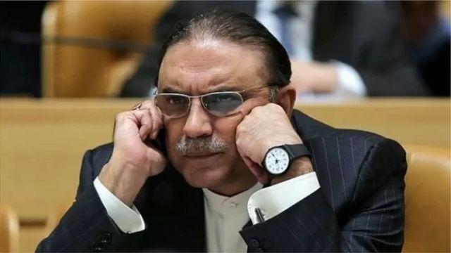 این اے 207: آصف علی زرداری  بمقابلہ  سردار شیر محمد رند