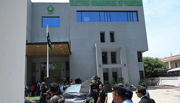 ECP bars to issue final results of Punjab assembly’s three seats