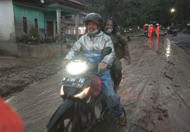 One dead, 41 injured in  Indonesia's volcano eruption