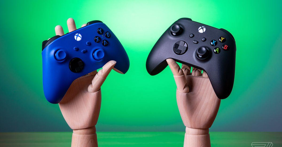 The official Xbox wireless controller is down to $44 ($16 off)