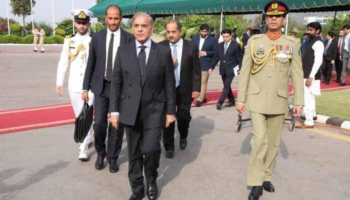 Shehbaz Sharif’s bureaucracy team back in PM Office