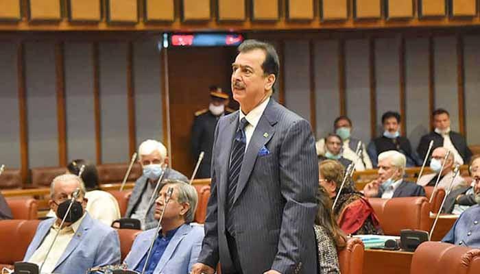 Yusuf Raza Gillani resigns from senate’s seat