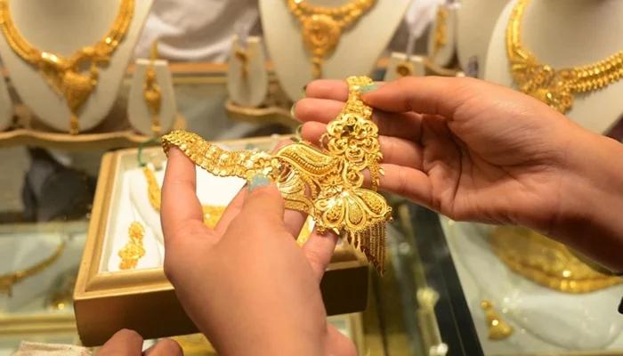 Price of gold rises for second day in row