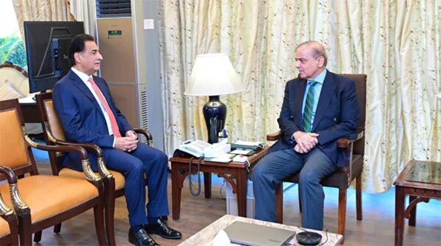 وزیرِاعظم  شہباز شریف سے سپیکر قومی اسمبلی سردار ایاز صادق سے ملاقات
