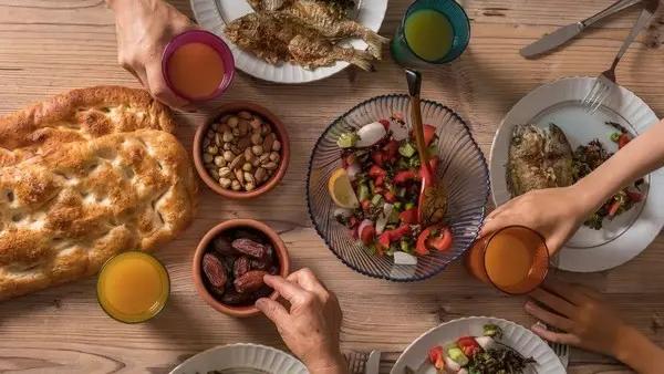 رمضان المبارک میں صحت کا خیال کیسے رکھیں ؟