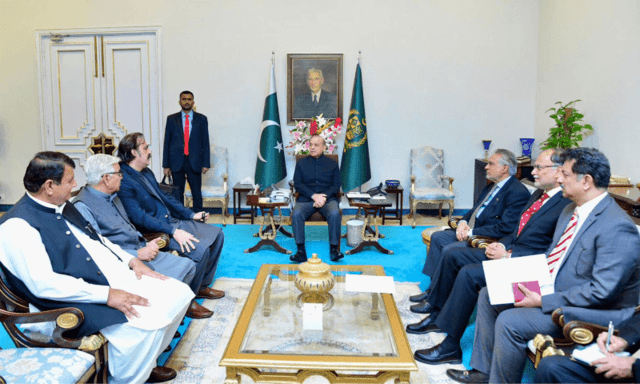 آصف علی زرداری   نے وزیر اعلی کے پی کے کی وزیر اعظم سے ملاقات کو خوش آئند قرار دے دیا