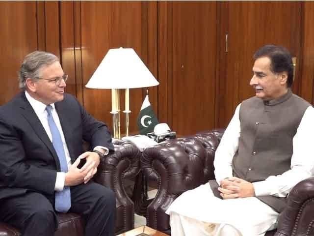 Ayaz Sadiq meets Donald Bloom