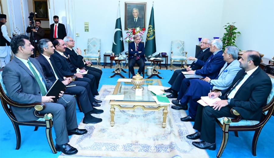 وزیراعظم  کی عدالتی اصلاحات کے لئے آئینی اور قانونی ترامیم کا پیکیج تیار کرنے کی ہدایت