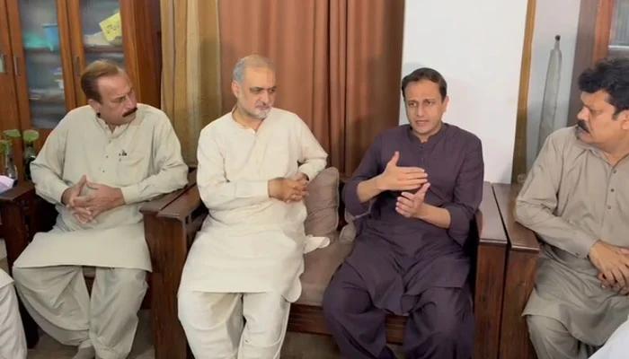 Murtaza Wahab visits Naeem-ur-Rehman