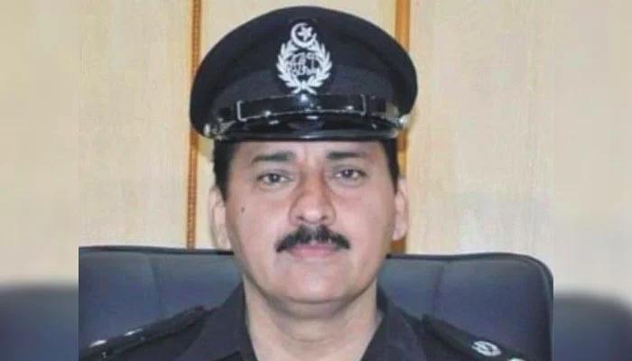 Govt to give medal of distinction to AJK police officer