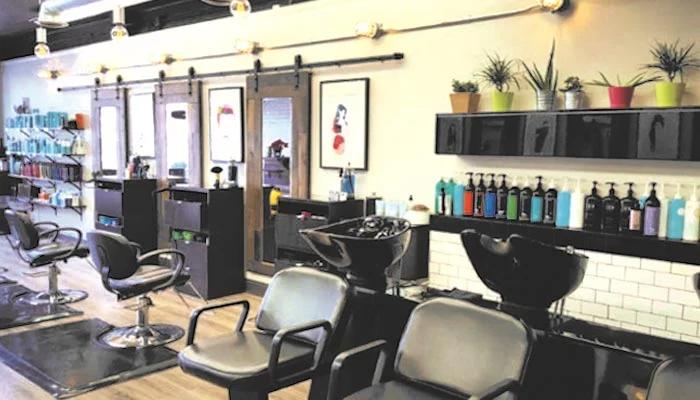 بیوٹی پارلر میں خواتین کی غیر اخلاقی ویڈیو بنائے جانے کا انکشاف