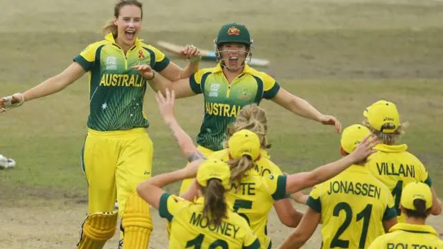 سابق افغان ویمنز کرکٹرز نے افغان پناہ گزینوں کی ٹیم بنانے کیلئے آئی سی سی کو خط لکھ دیا