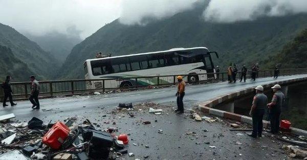 10 killed in bus crash during university trip in Colombia