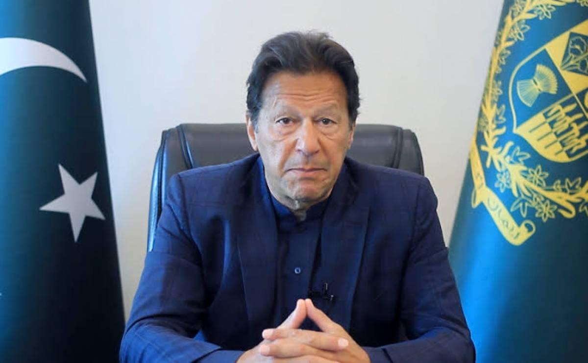 PM Imran Khan wishes Dr Mahathir Mohammad for speedy recovery