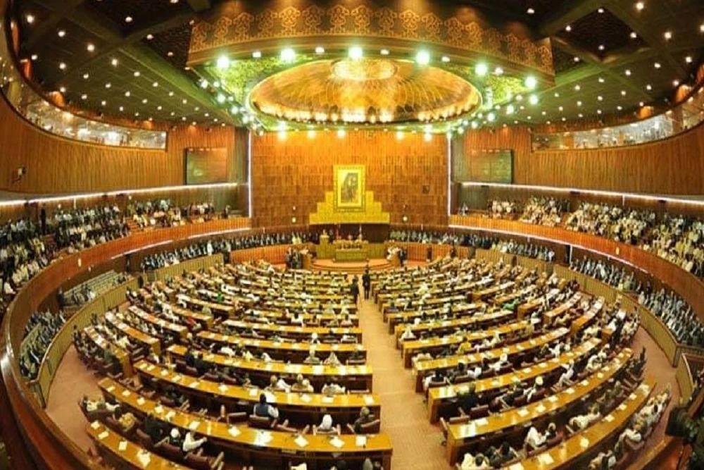 پاک بحریہ کے زیر اہتمام مینگروو شجرکاری مہم2025 کا آغاز