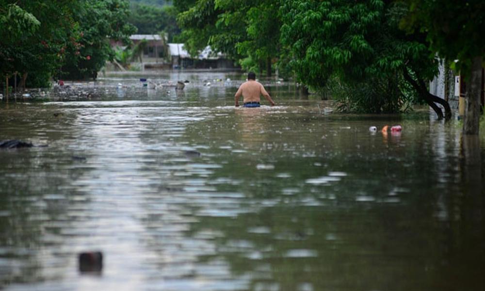 130 dead in Mexico due to torrential rains, floods