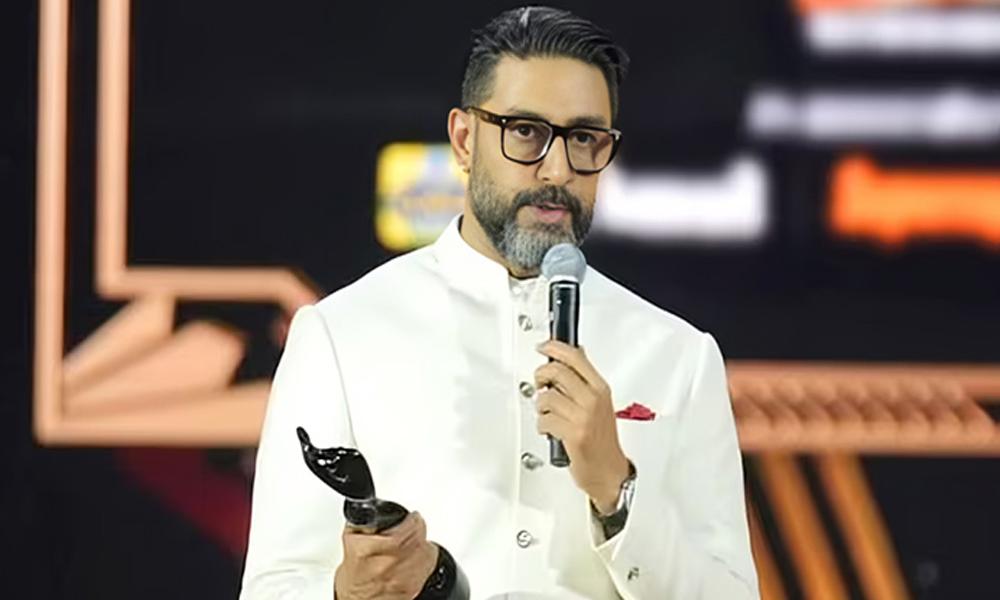 Abhishek Bachchan first time wins Best Actor Filmfare Award in 25-year career