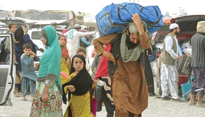 بلوچستان میں افغان مہاجرین کے 10 کیمپ بند، 85 ہزار افراد واپس بھجوائے گئے