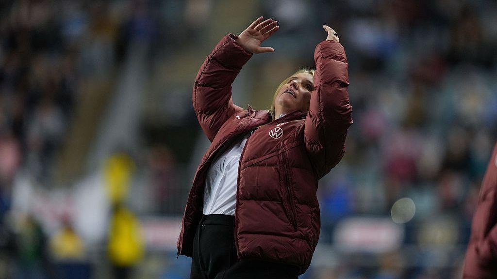 Hayes irked by 'unrecognizable' USWNT in loss