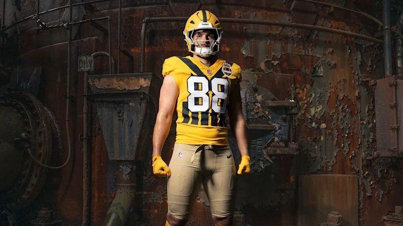 Steelers' 1933 striped throwbacks, Chargers' royal top NFL Week 8 uniforms