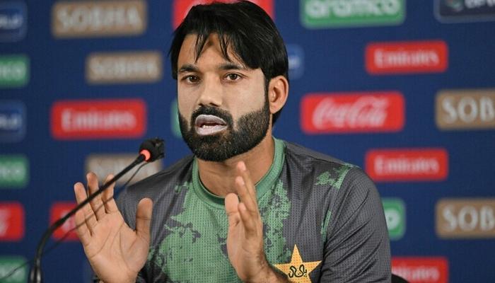 محمد رضوان کا پی سی بی کے ساتھ اختلاف ، سینٹرل کنٹریکٹ پر دستخط سے انکار، مطالبات پیش