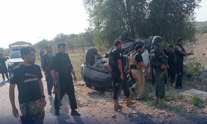 ہنگو میں پولیس افسران کے قافلے پربم حملہ، ایس ایچ او سمیت  3 اہلکار زخمی